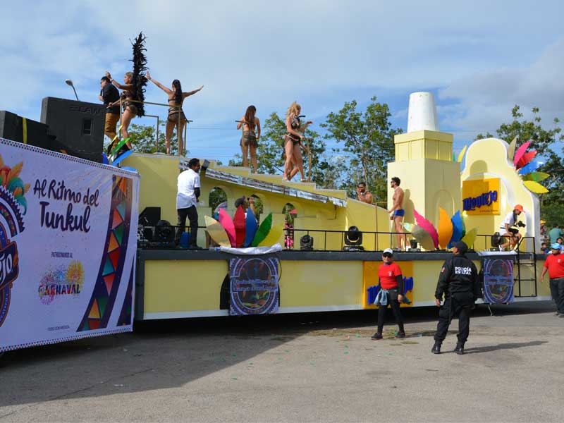 empresa-de-carros-alegoricos